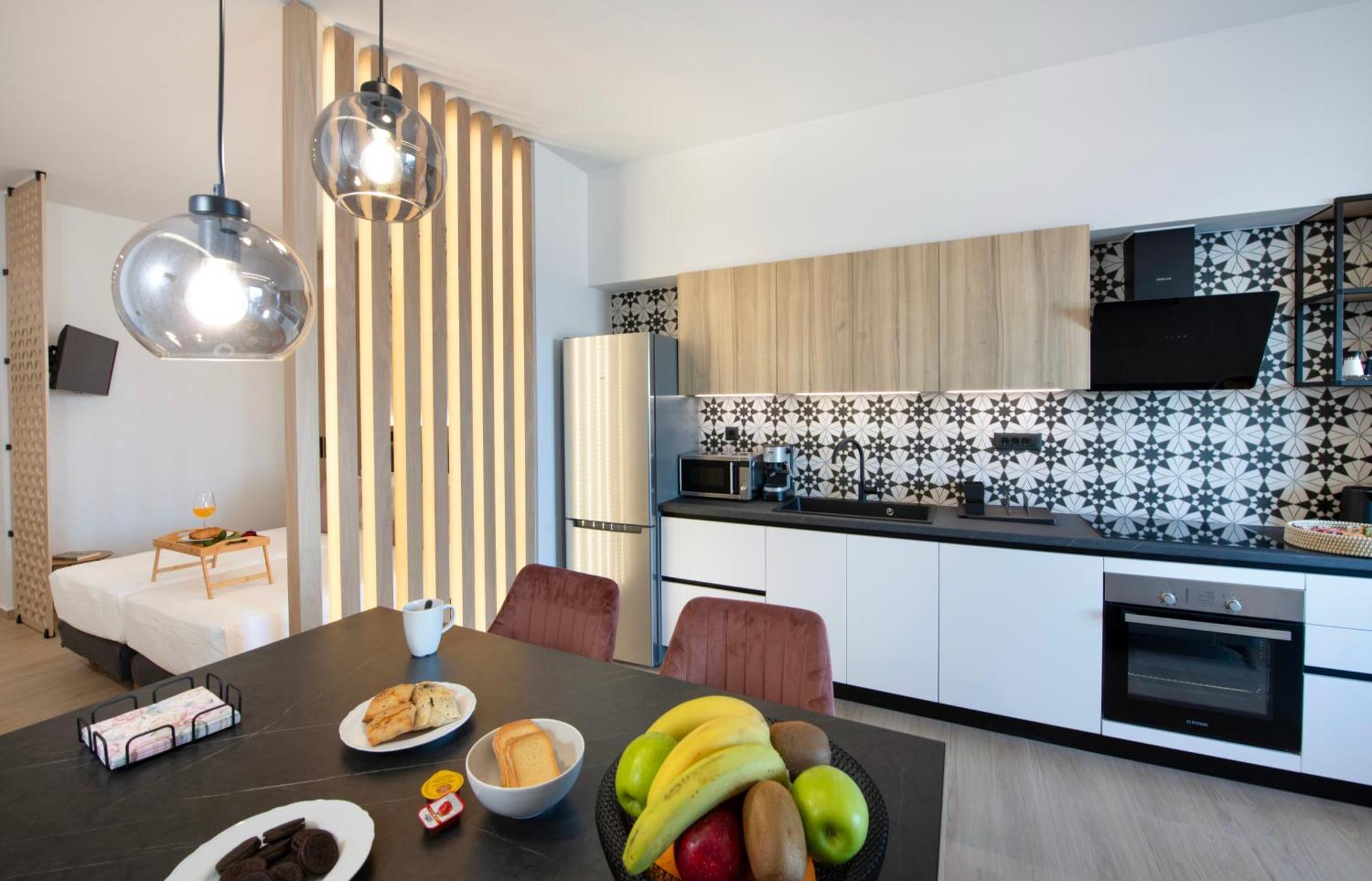 Alpha Suites Chania  Exteriör bild
