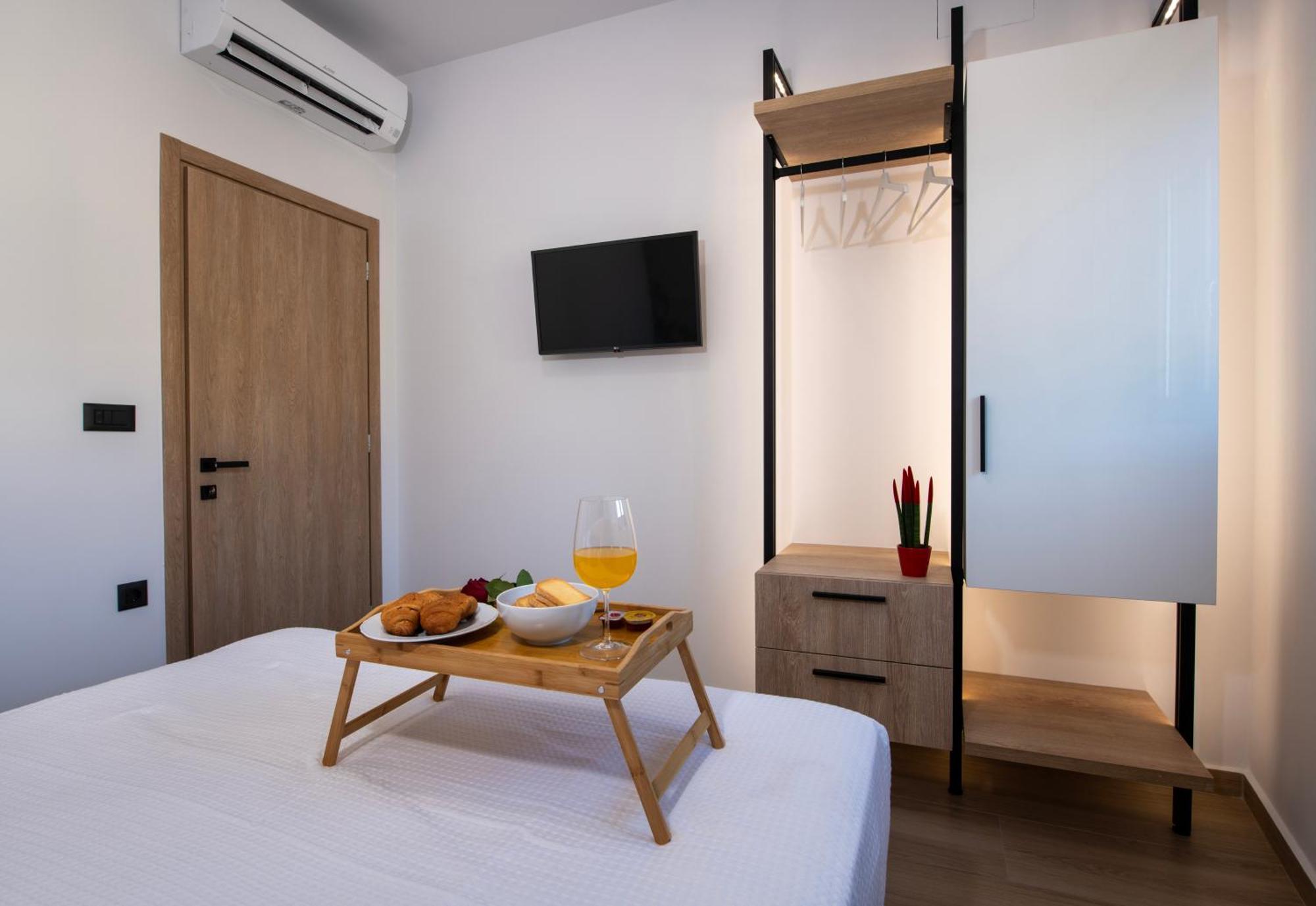 Alpha Suites Chania  Exteriör bild