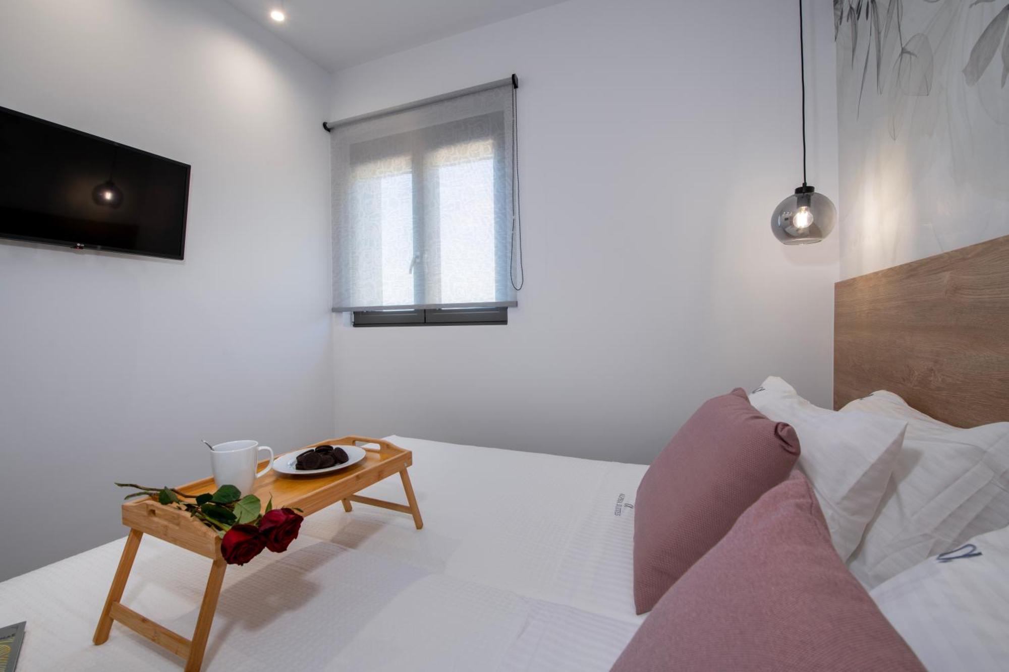 Alpha Suites Chania  Exteriör bild