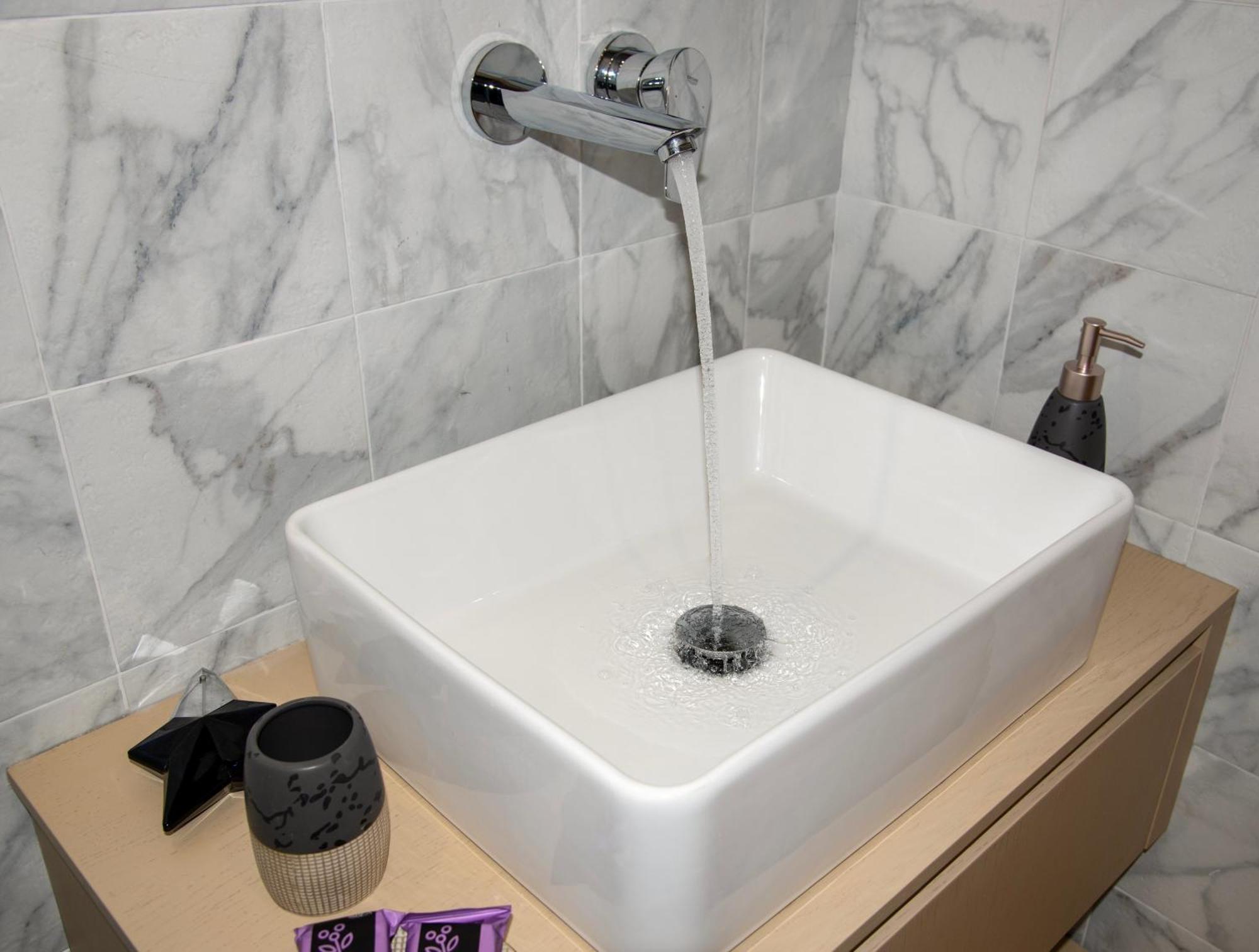 Alpha Suites Chania  Exteriör bild